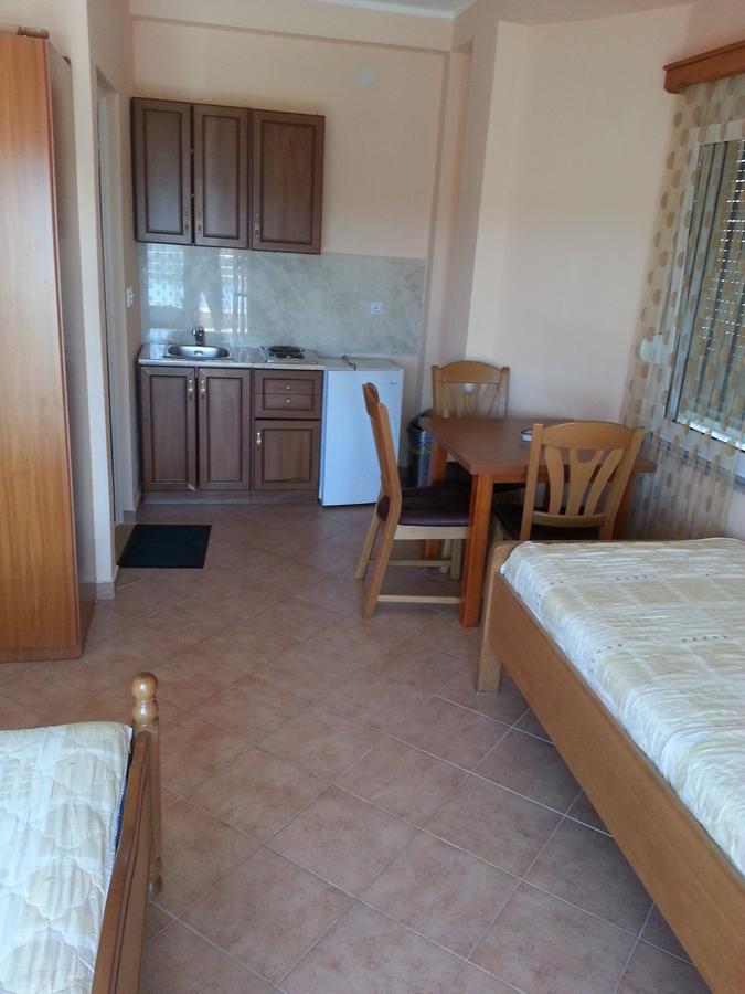 Apartments In Amor Ulcinj Esterno foto