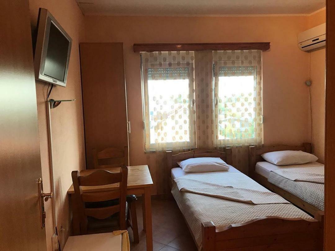 Apartments In Amor Ulcinj Camera foto